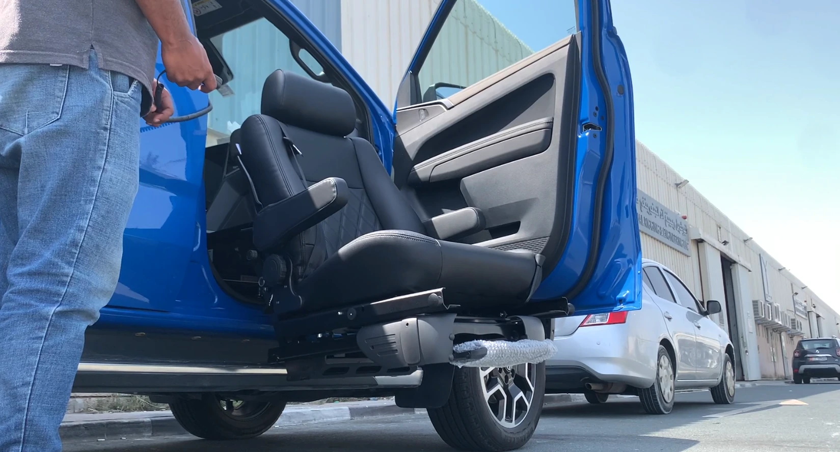 Swivel seat for Volkswagon side view