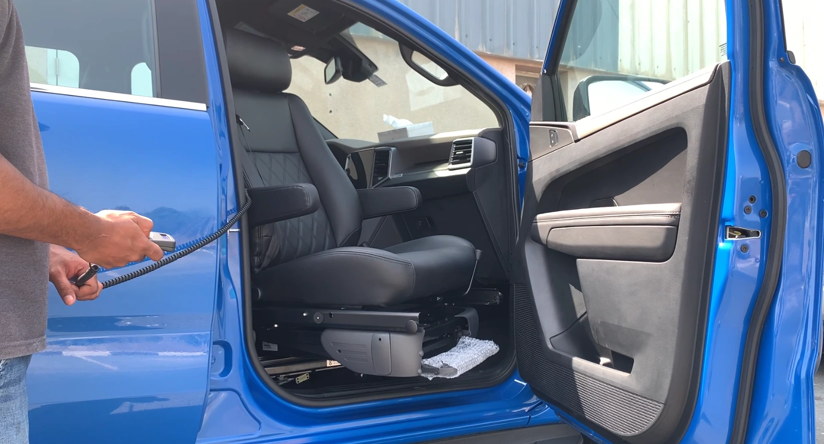 Swivel seat for Volkswagon