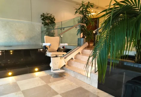 Straight Stairway Elevator