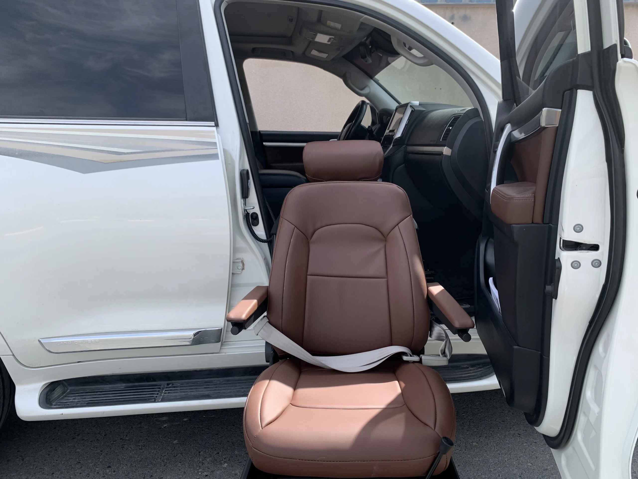 Land Cruiser swivel Seats