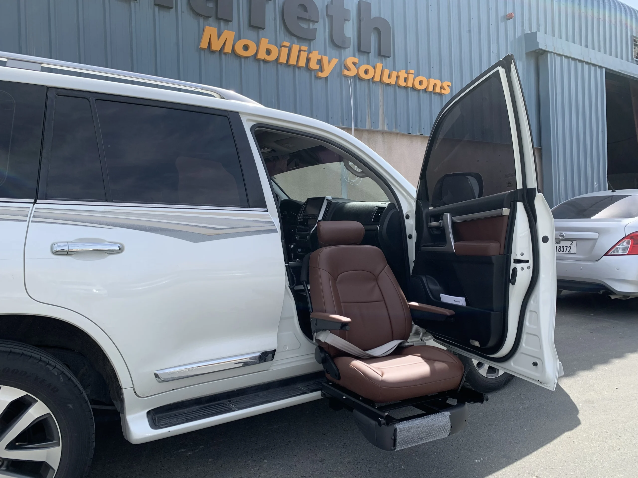 swivel Seats on a Land Cruiser