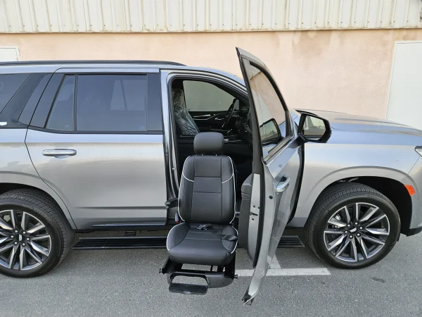 Cadillac Escalade 500 with Turny seat
