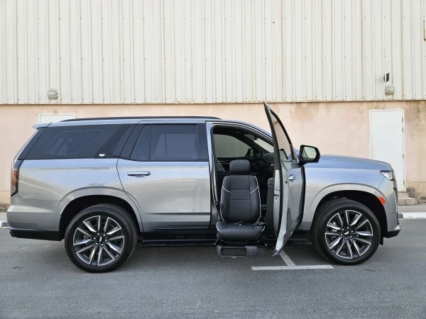 Cadillac Escalade 500 with Turny seat out
