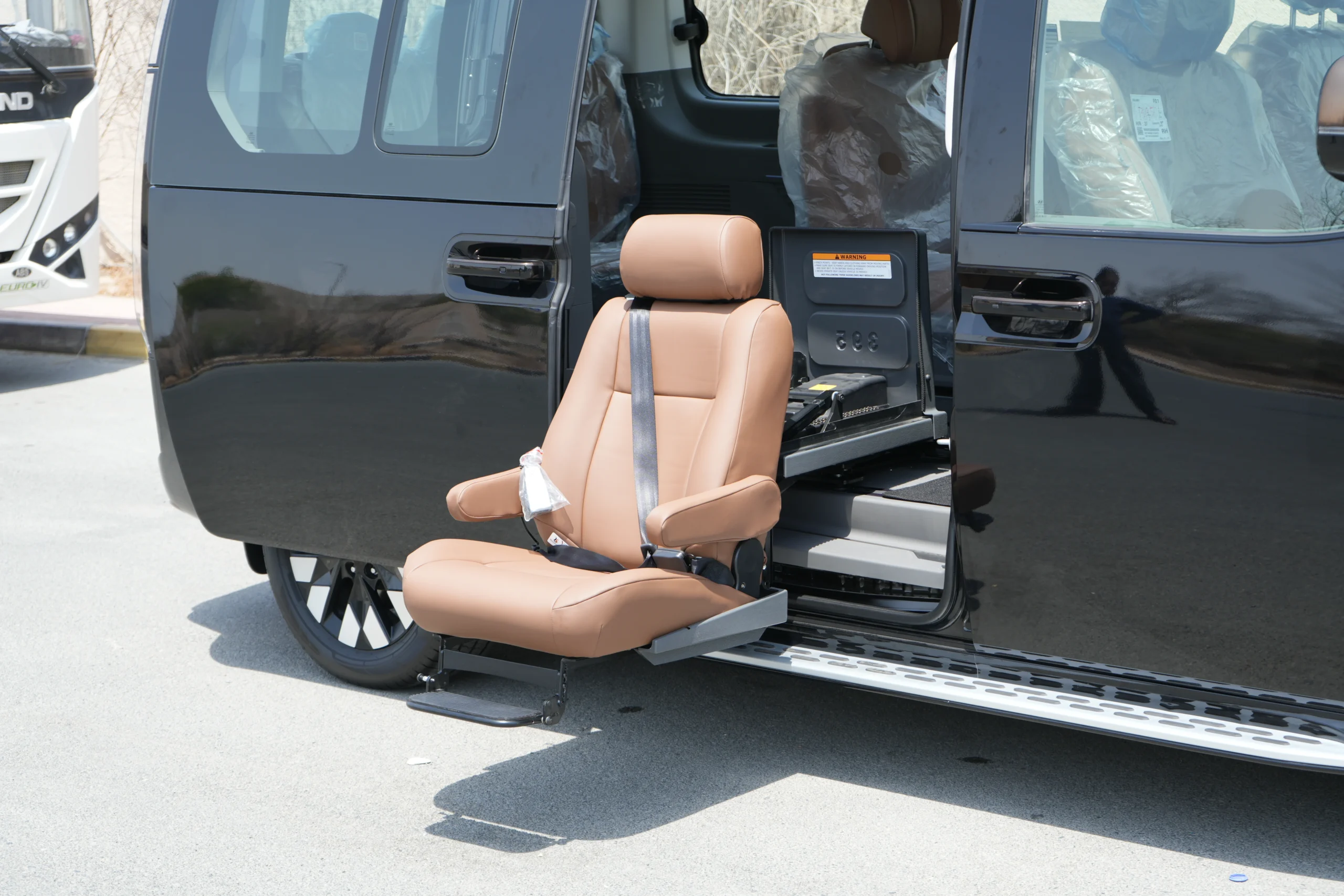 Turny Seat Hyundai Staria - Image 8
