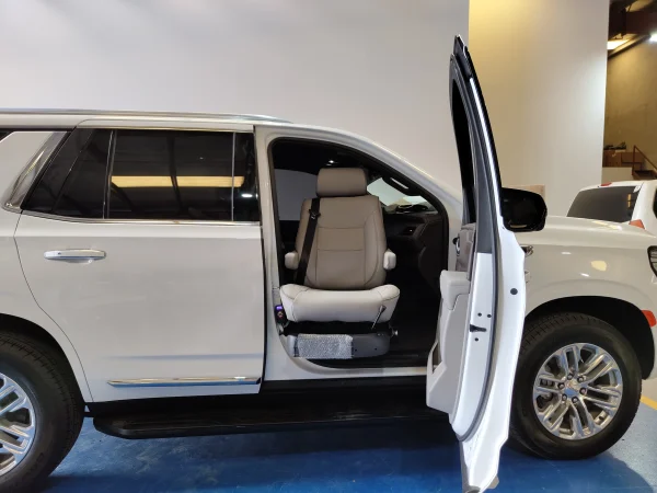 GMC YUKON swivel Seat