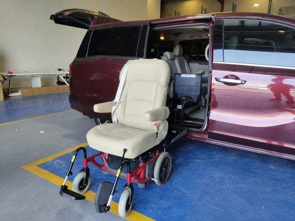 Honda Odyssey Turny seat with carony out