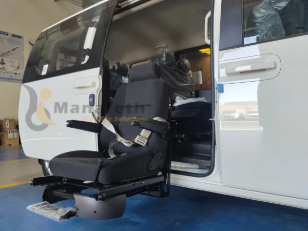 Hyundai Staria Turny out