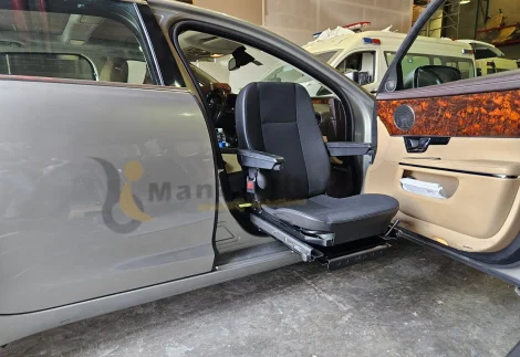 Low Entry Turny Seat for Jaguar by Manafeth Mobility UAE