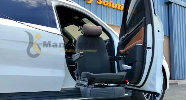 Mercedes Benz GLS 500 Turny out