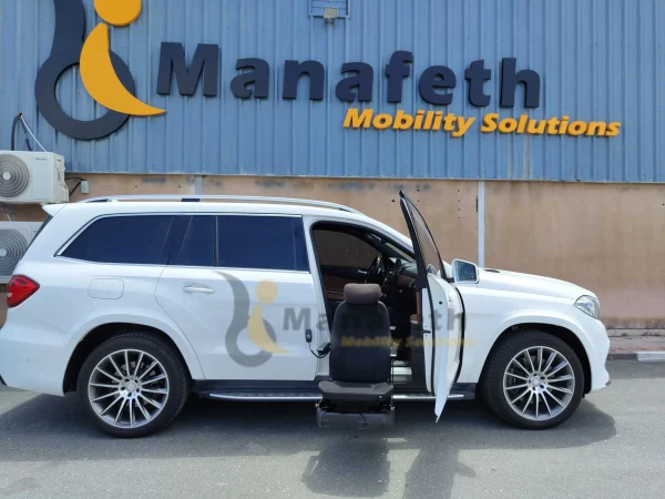 Mercedes Benz GLS 500 with Turny seat by Manafeth Dubai