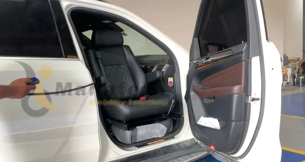 Mercedes-Benz ML350 Turny seat in Dubai