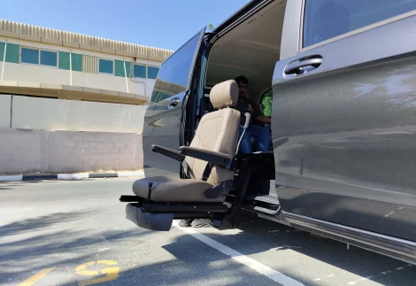 Mercedes Benz v250 Turny seat out