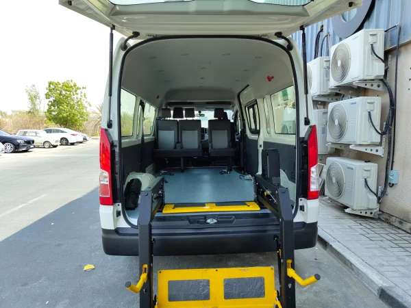 Toyota Haice wheelchair lift for special needs