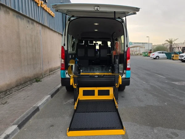 Toyota Hiace Dubai taxi by Manafeth Mobility Dubai