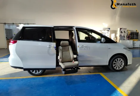 Toyota Previa with Turny seat by Manafeth mobility UAE