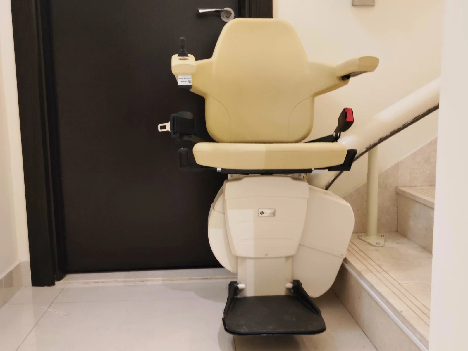 Handicare Freecurve Curved Stairlift - Emirates Hills, Dubai