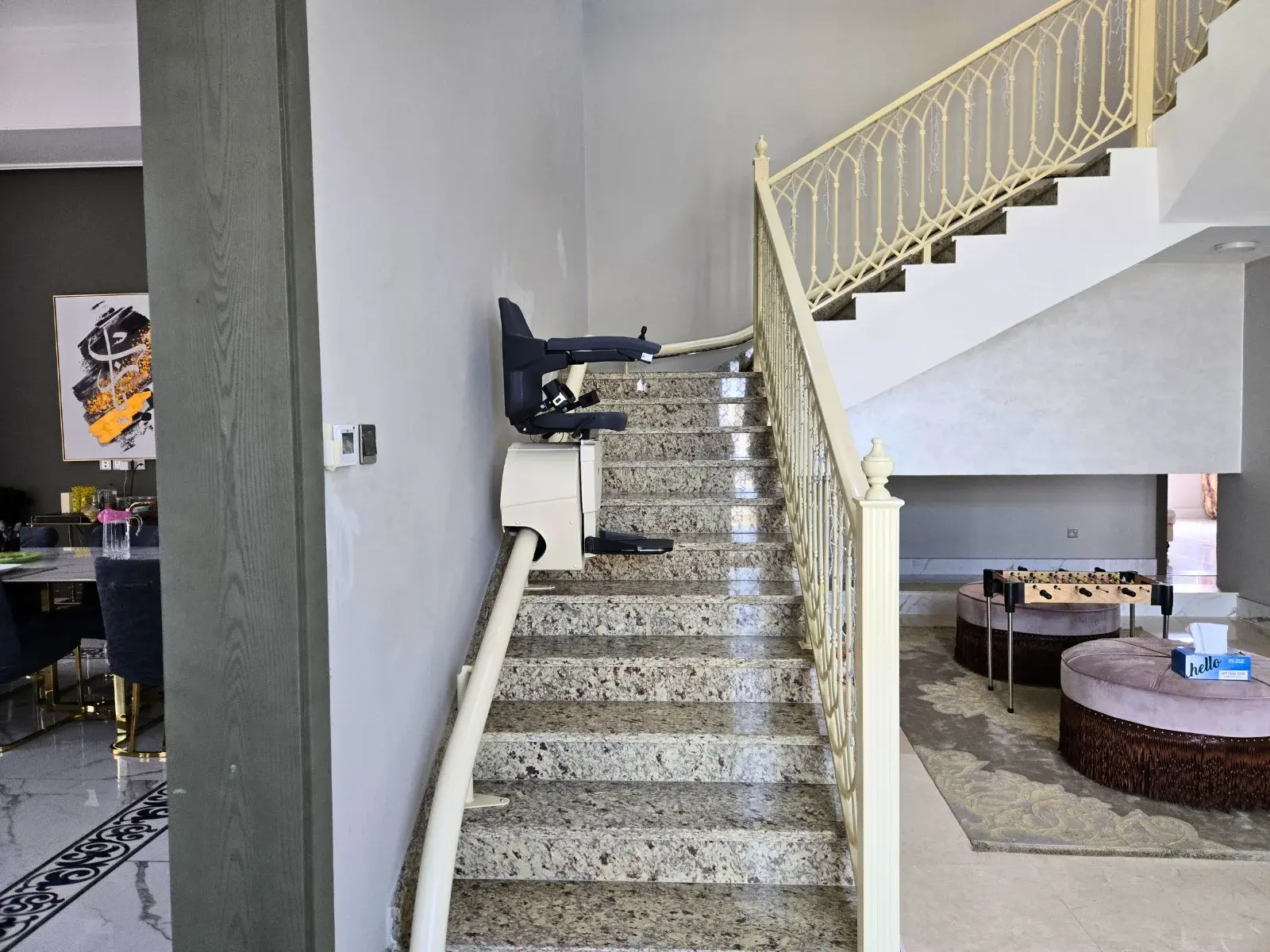 Curved chair lift for stairs - Dubai