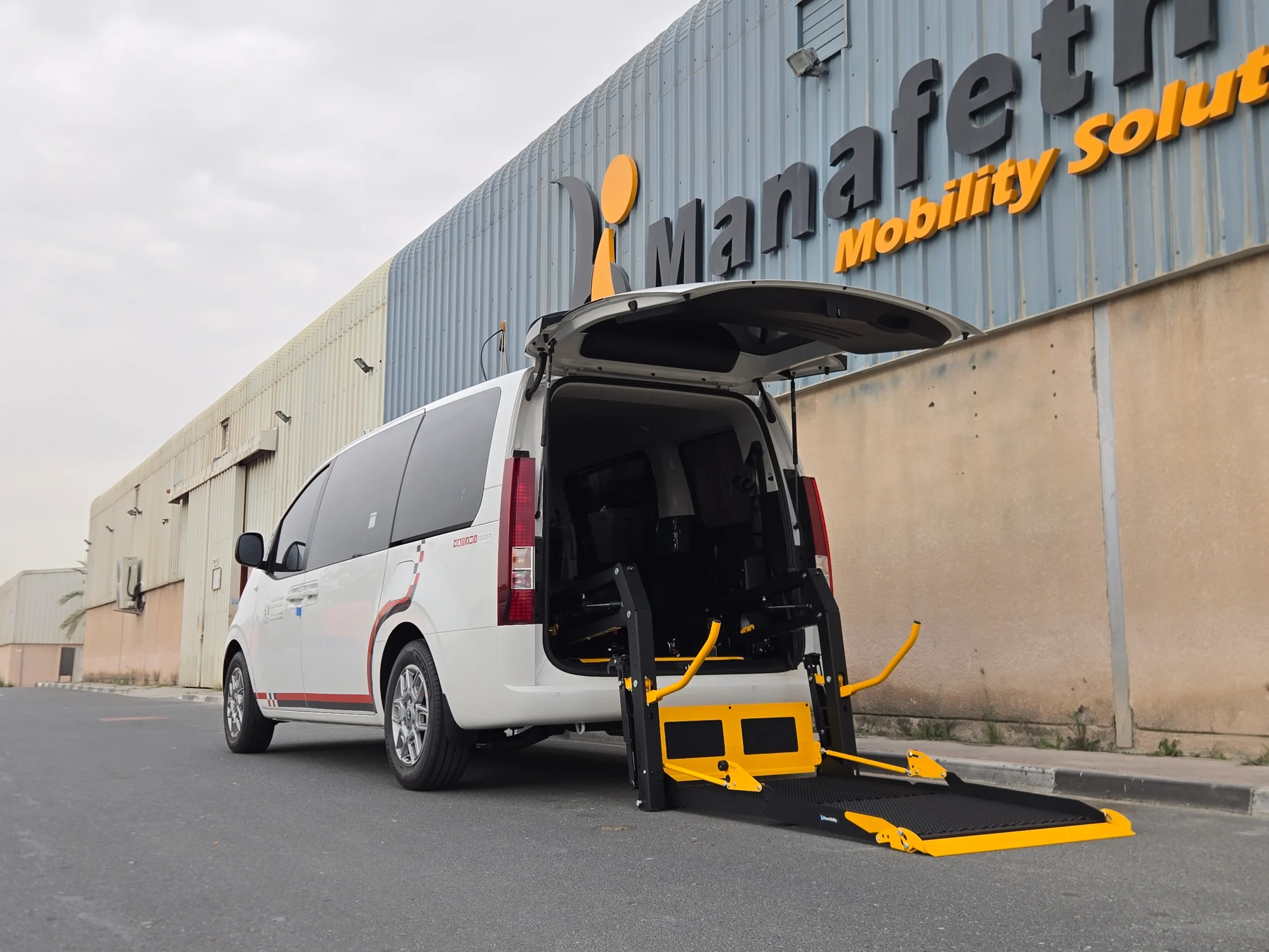 Wheelchair installed in hyundai staria