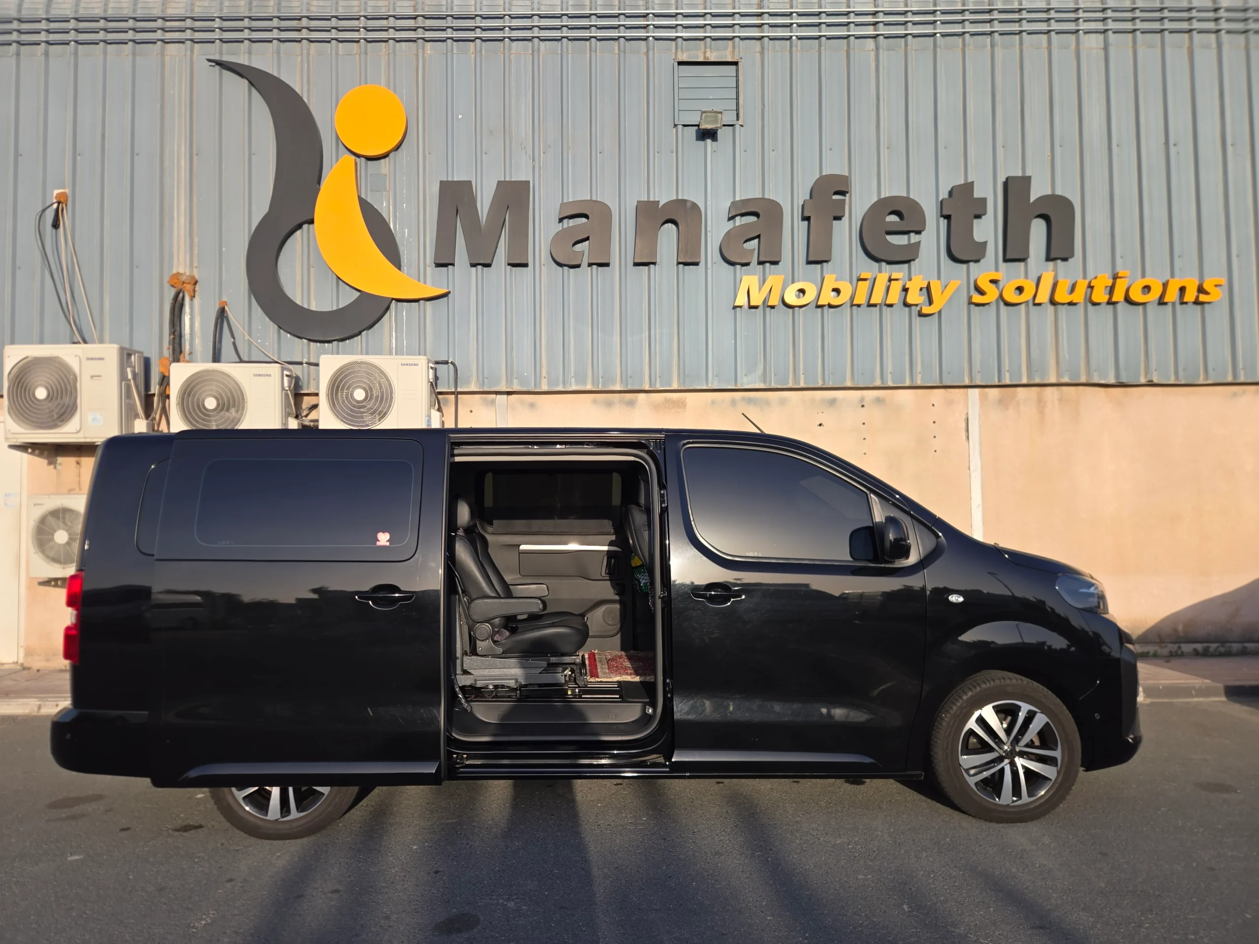 Turny Orbit Swivel Seat - Peugeot traveller - الصورة 2