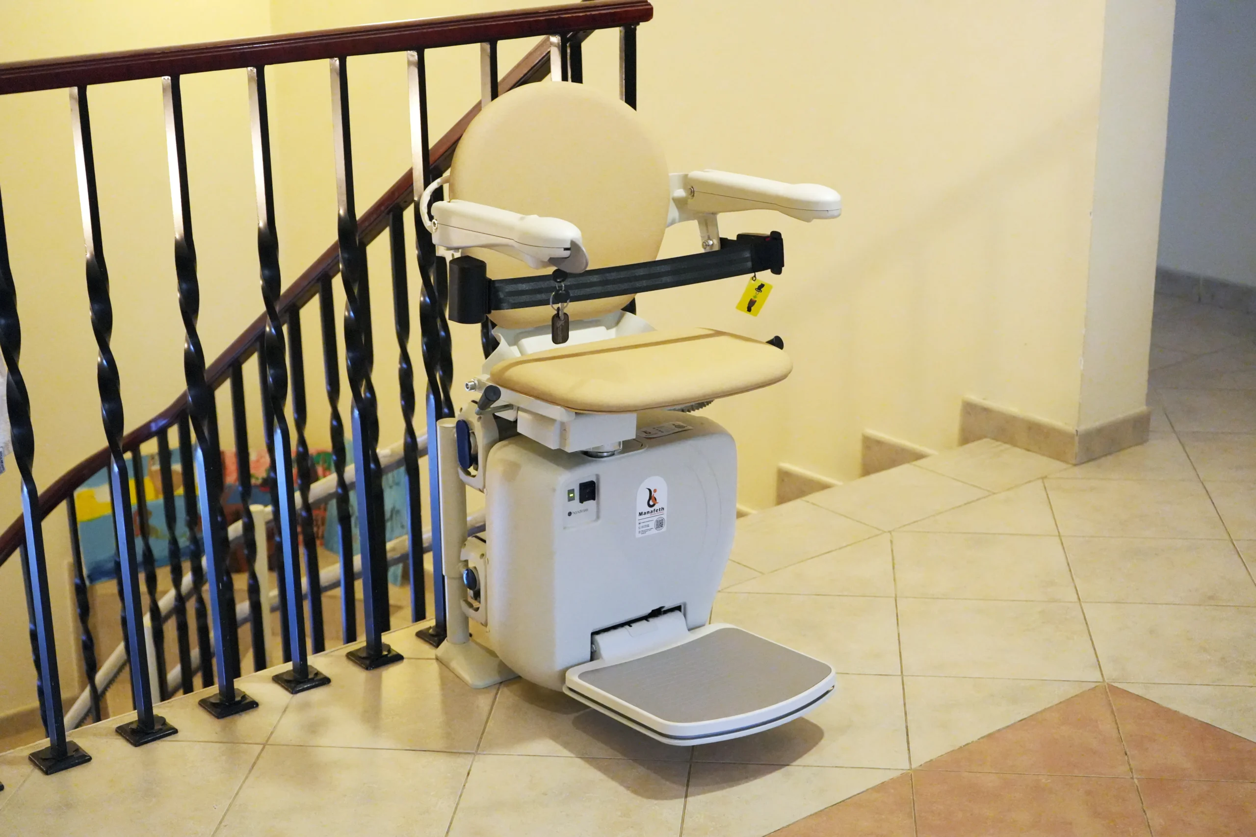 Indoor Curved Stairlift - Green Community